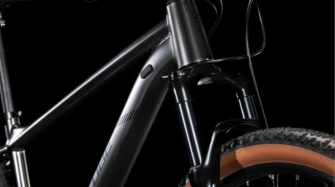 29 CUBE REACTION SLX SLATEBLK BLK 2026 - Image 4