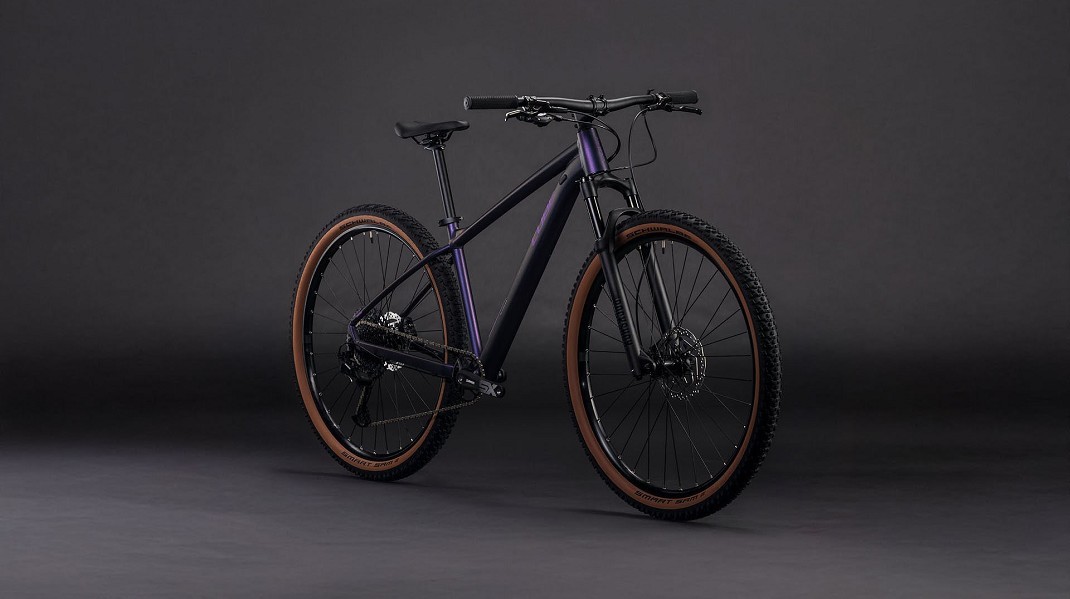 29 CUBE ATTENTION SLX PURPLE BLK 2026 - Image 3